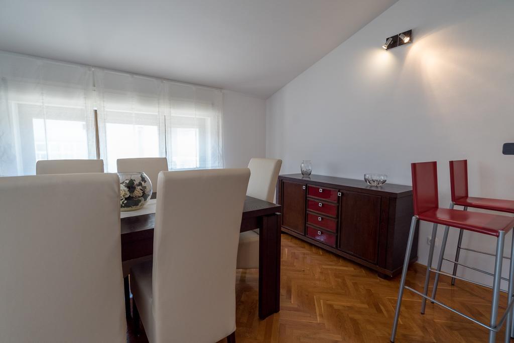 Solis Apartment *