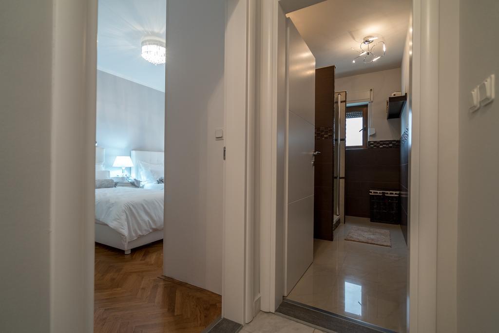 Solis Apartment *